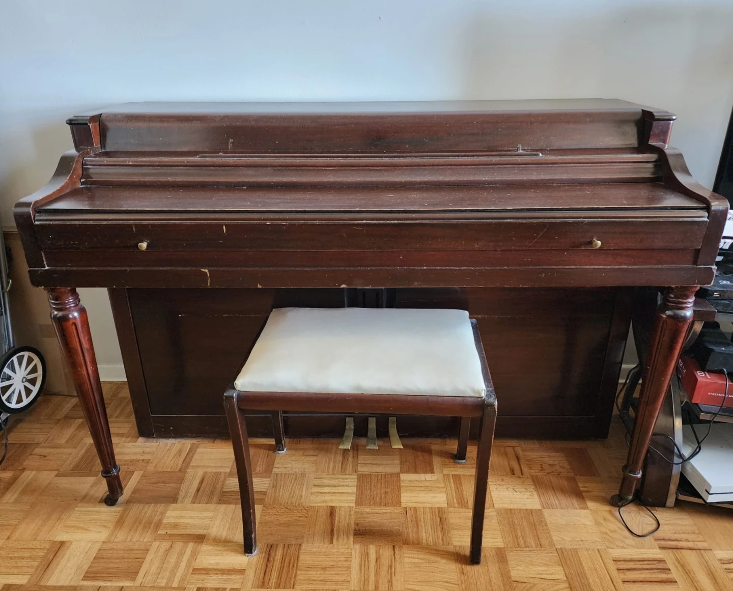 Wurlitzer upright Piano