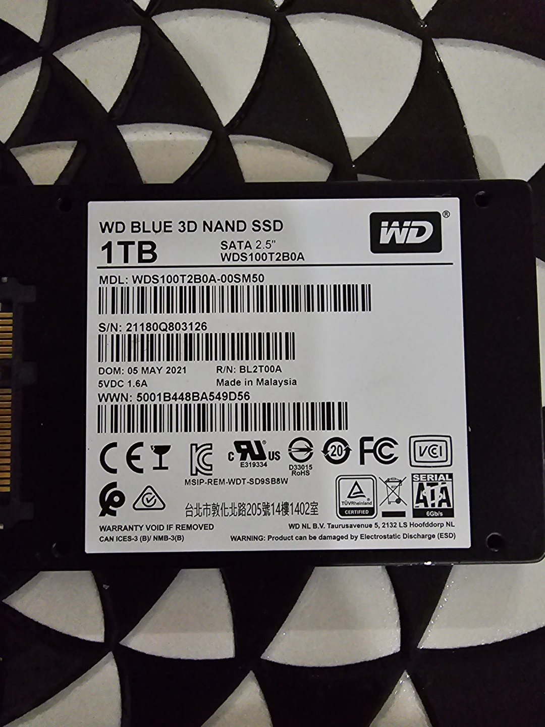WD Blue 1TB 3D NAND SATA SSD - photo 2