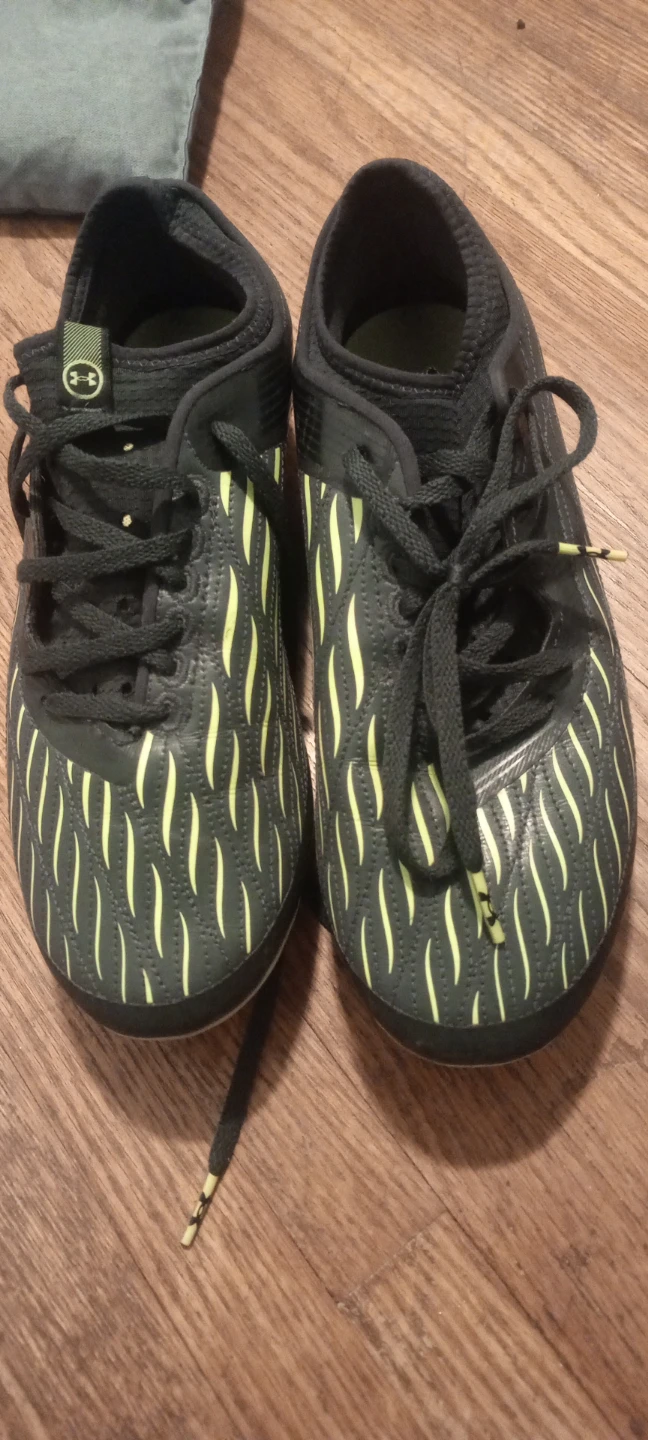 Under Armour Soccer Cleats - photo 2