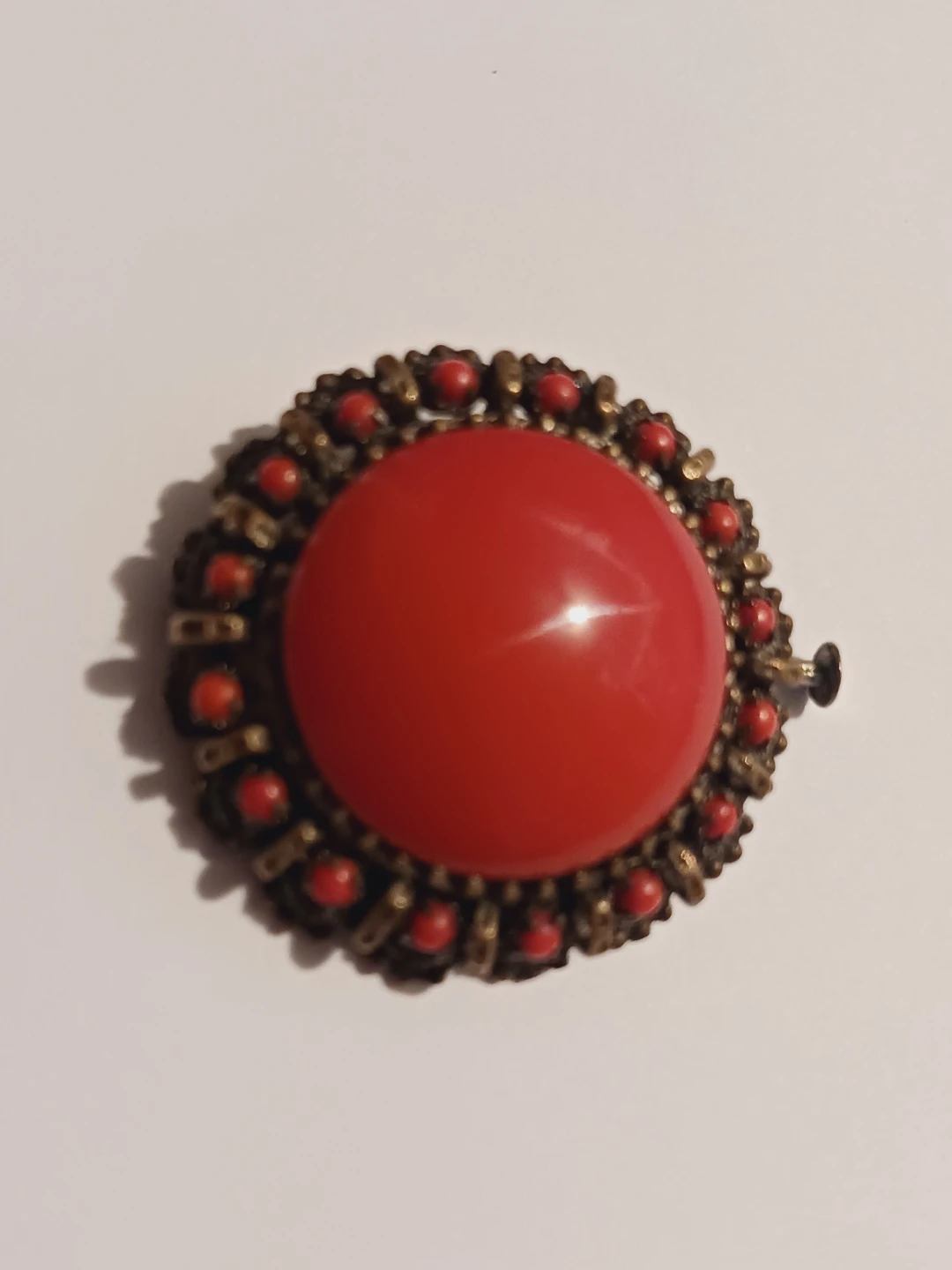 Red Coral Cabochon Round Brooch - photo 2