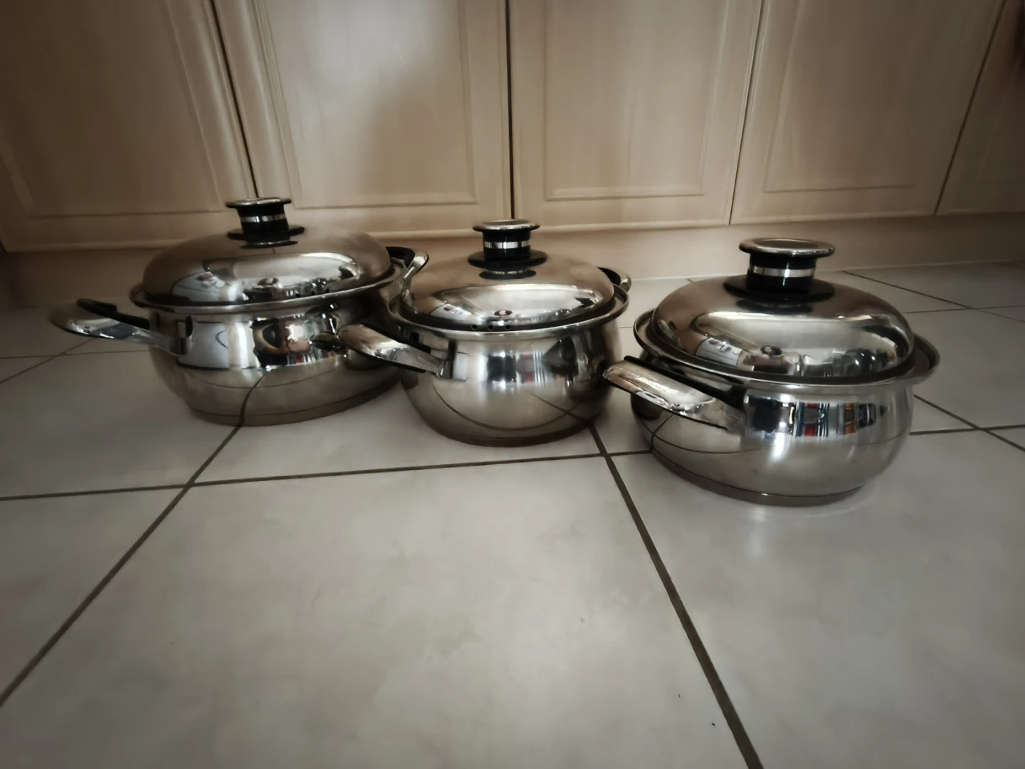 Set of 3 Stainless Steel Cooking Pots - photo 2