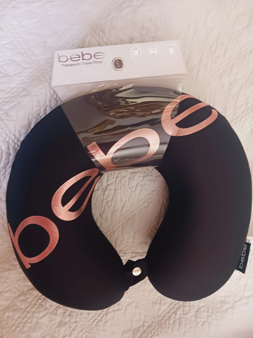 New !! NWT !! Bebe Therapeutic Travel Pillow - photo 2