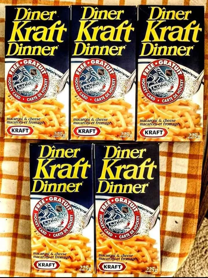 5 Vintage Kraft Dinner Hockey Card Edition Boxes - photo 2