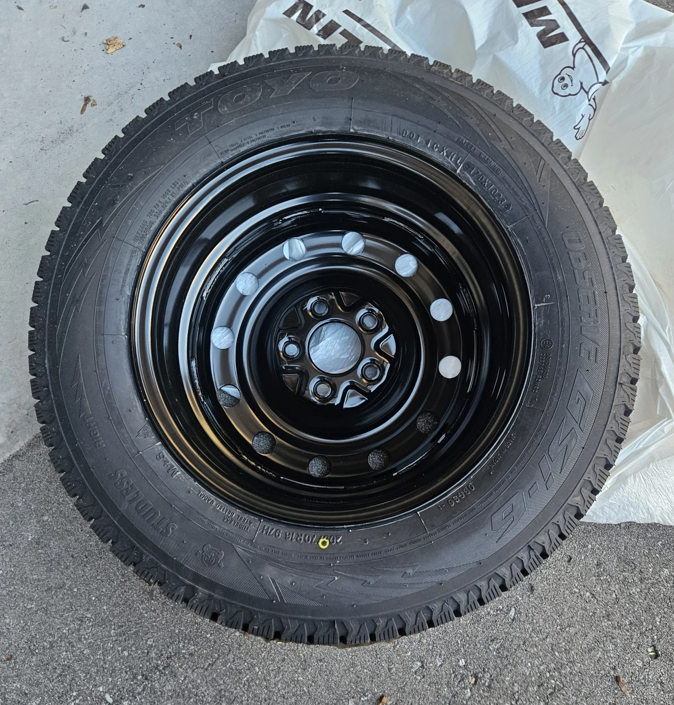 Brand New Set of 4 Toyo Observe GSi-6 Winter Tires on Steel Rims - photo 2