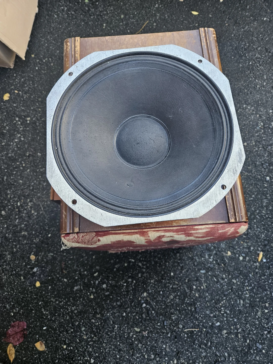 Peavey 12 inch Speaker 4 Ohm - photo 2