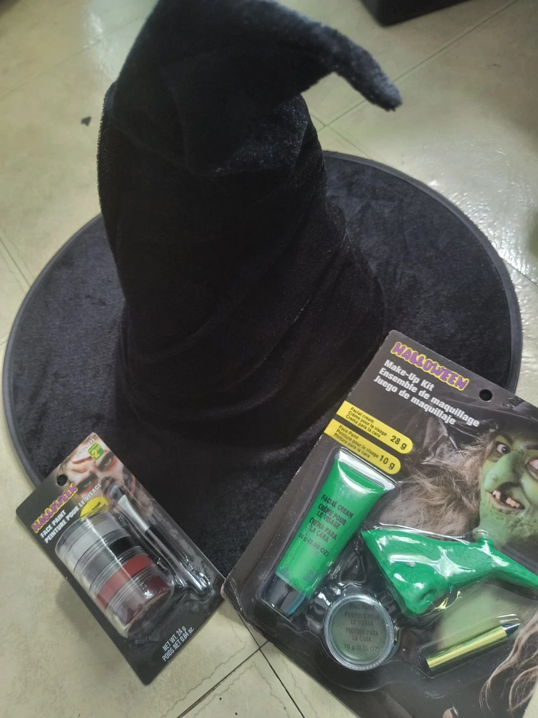 Unopened Halloween Witch Make-Up Kit