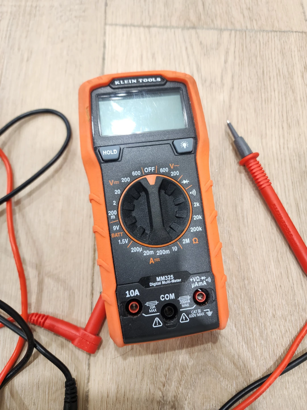 Klein Tools MM325 CAT III 600V/10A Digital Multimeter w/ Leads - photo 2