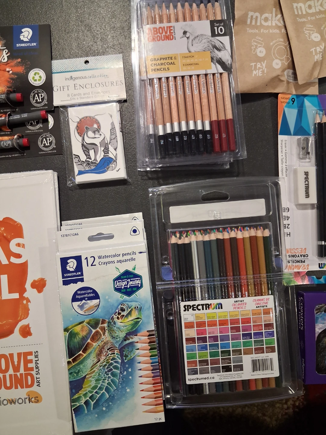 Retail $200+. NEW Art Supplies. - photo 2
