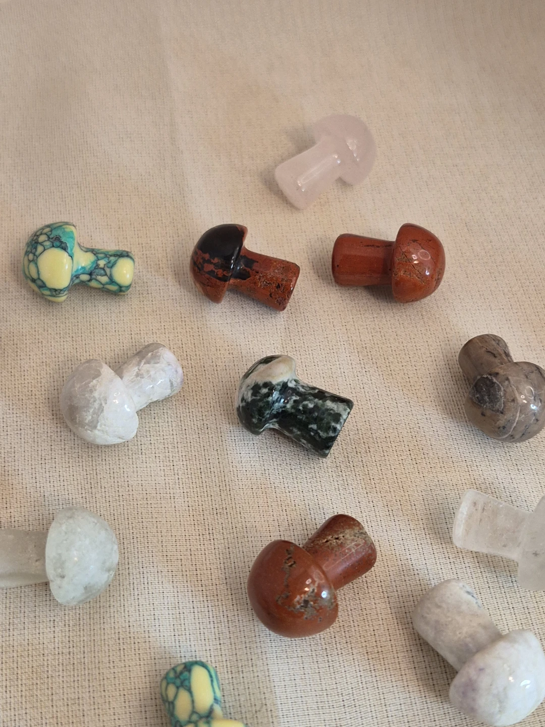 Mix Misc Lot of 16 Little Crystal Mushrooms Brand New Leftovers - photo 5
