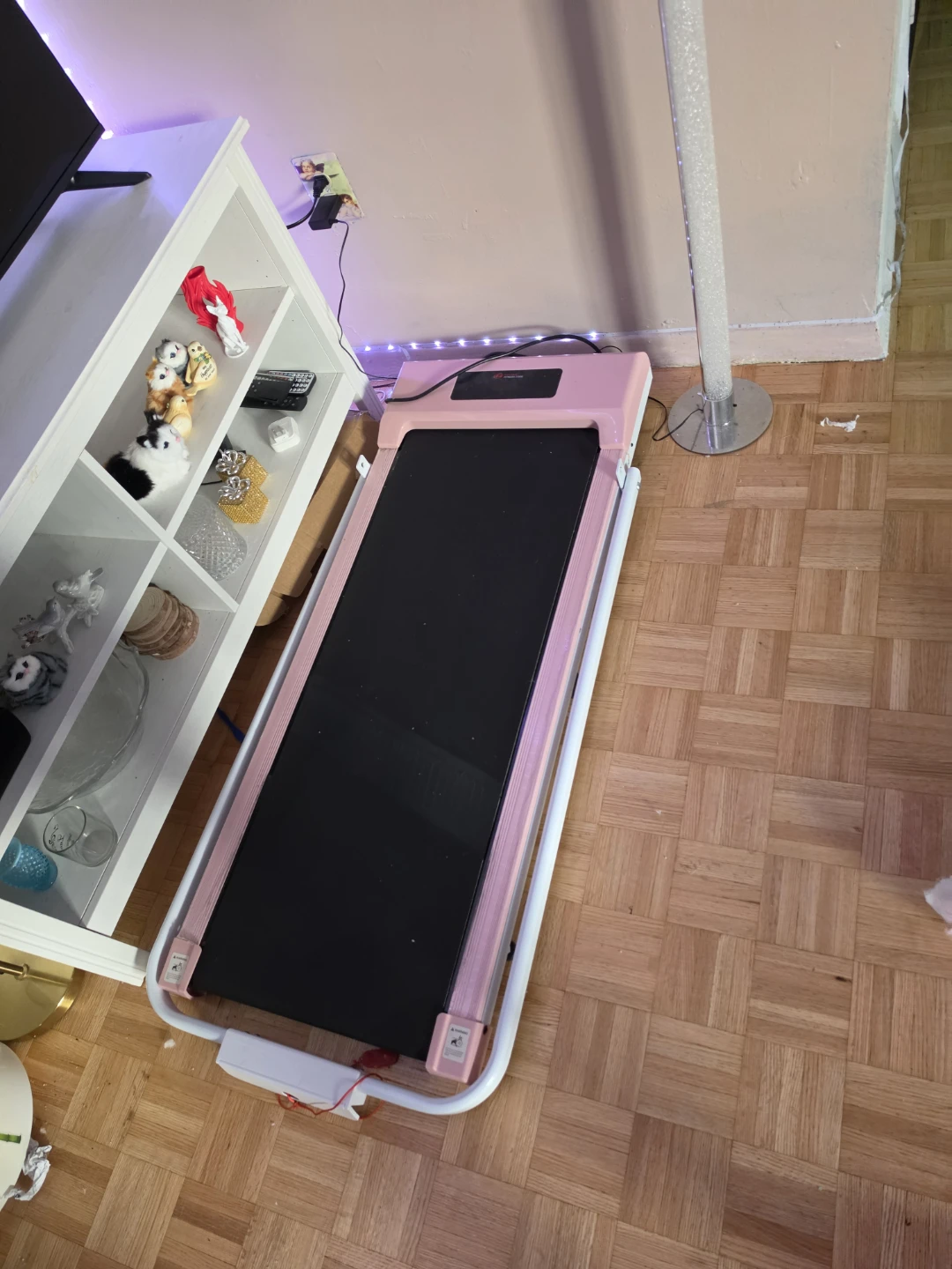 Folding treadmill - photo 2
