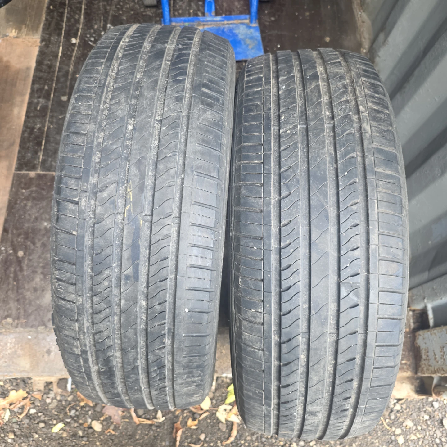 Set of 2 General and Starfire Tires - photo 2