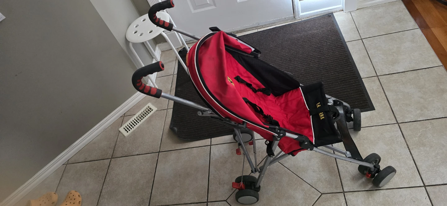 Ferrari Umbrella Stroller - photo 3