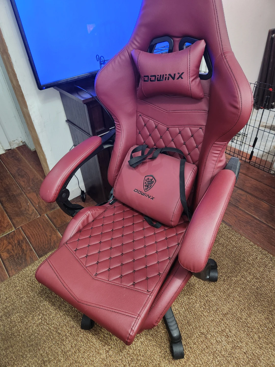 Dowinx Gaming Chair with Footrest - photo 4