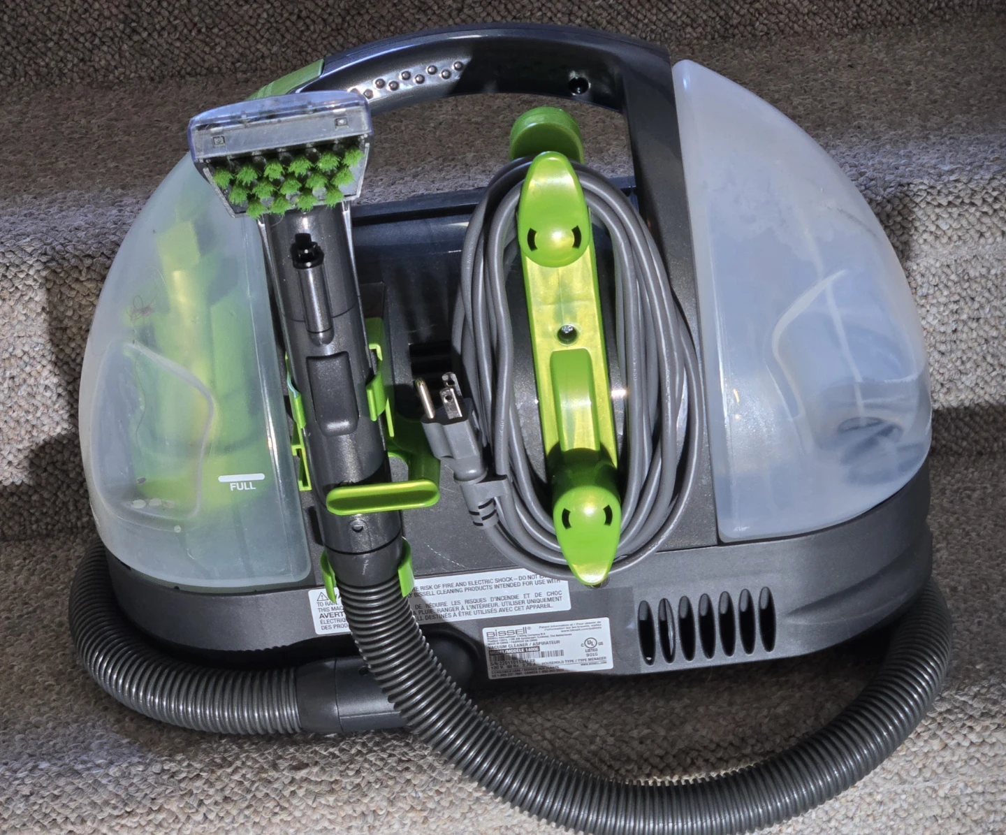 Bissell Little Green Portable Upholstery and Carpet Cleaner. - photo 2