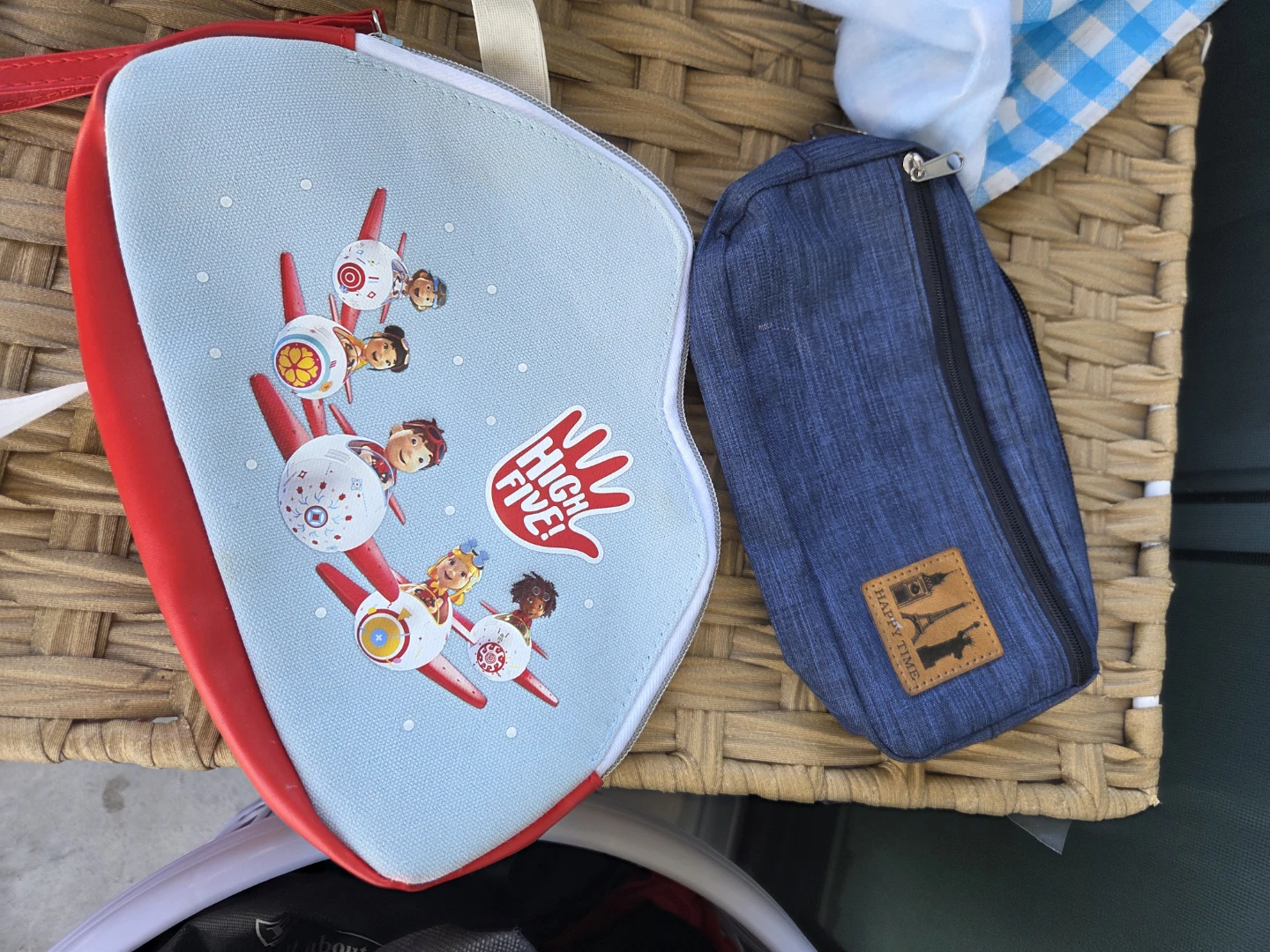 Turkish Airlines Kids Bag and Travel Pouch Set - photo 3