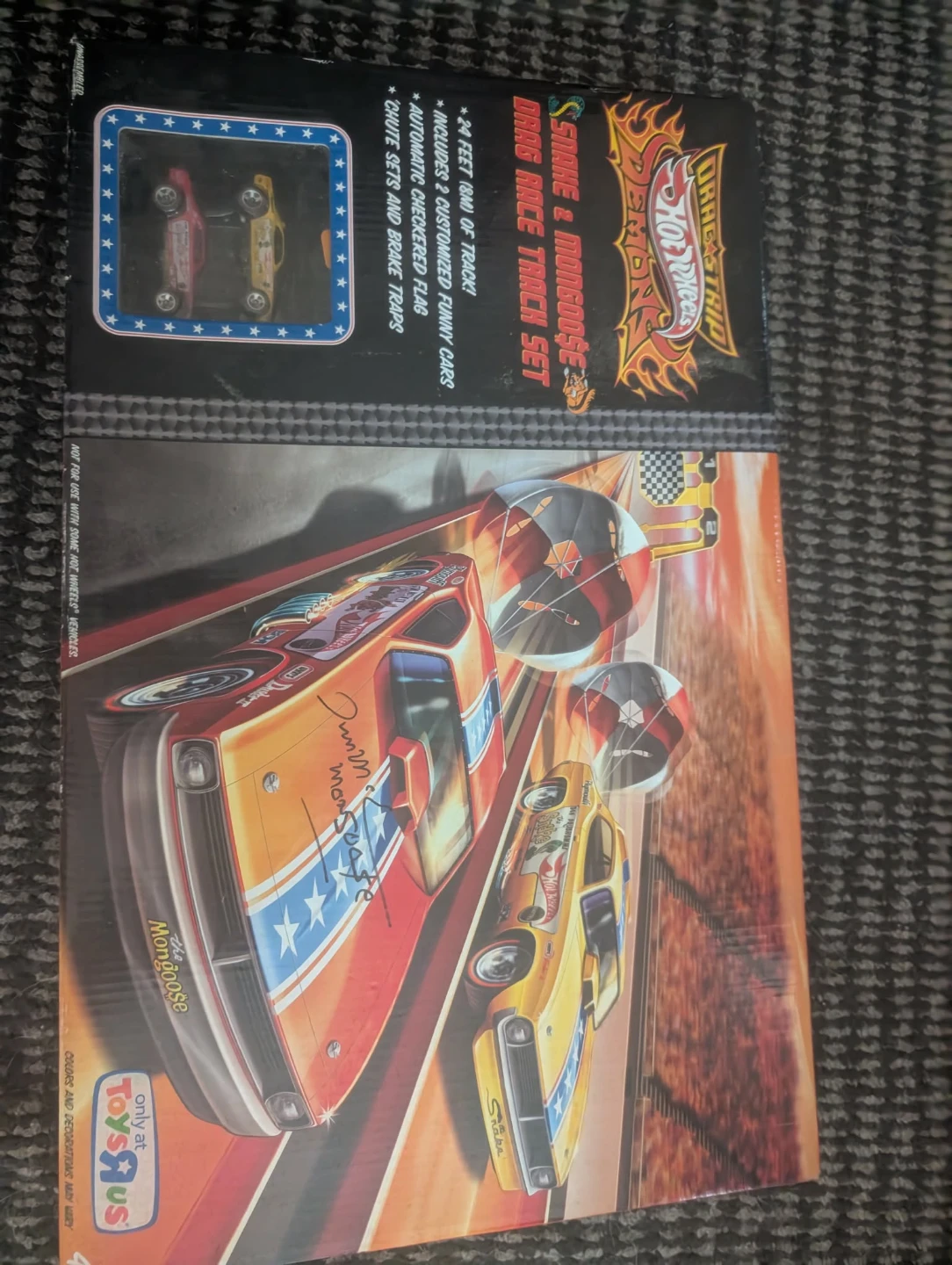 Signed Hot Wheels Snake & Mongoose Drag Race Track Set - photo 2