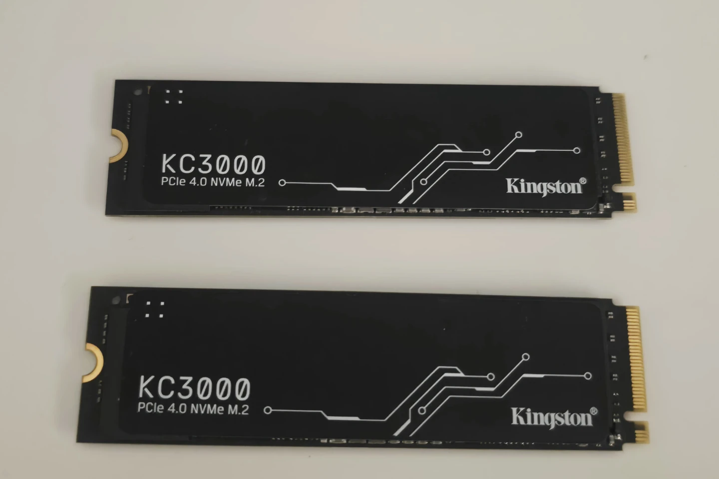 Kingston KC3000 2TB NVMe for PC & PS5 – 7000MB/s