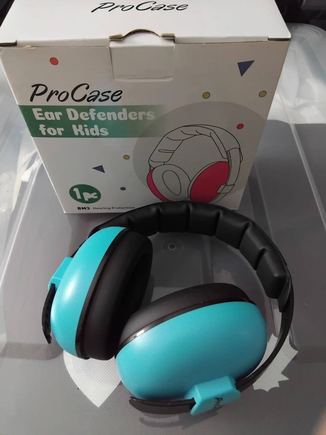 Baby headphone noise cancelling