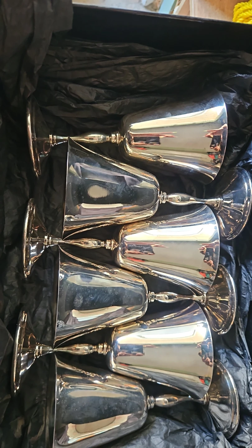 Primrose Goblets Wine Glasses EP Brass 430
