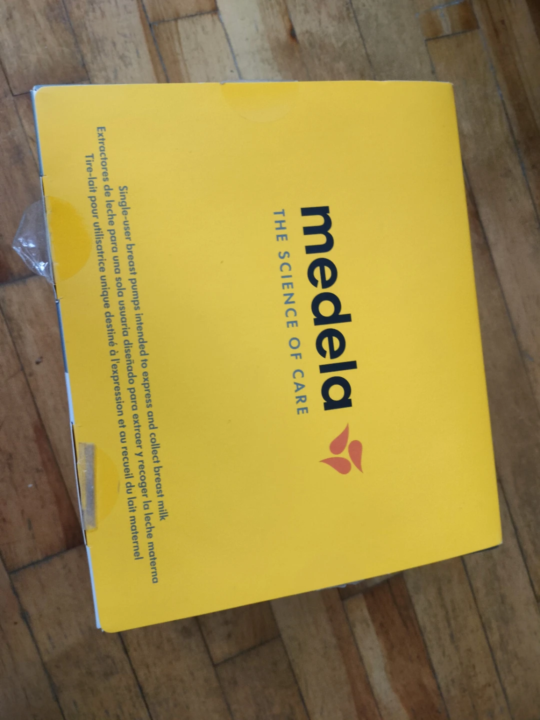 Brand new medela hands free breast pump - photo 5