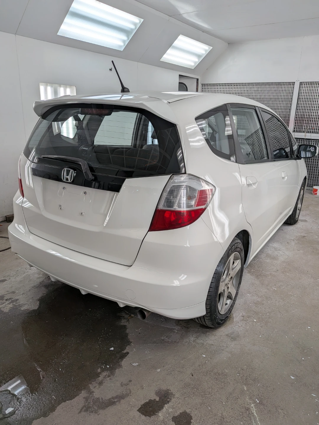 Honda Fit 2010 - photo 2