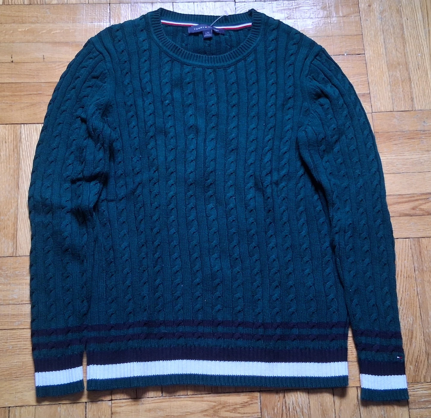 Tommy Hilfiger sweater