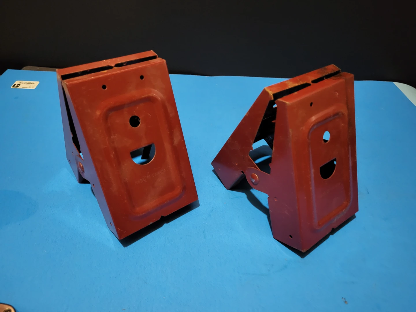 Pair of Metal Jack Stands that fit 2 by 4s