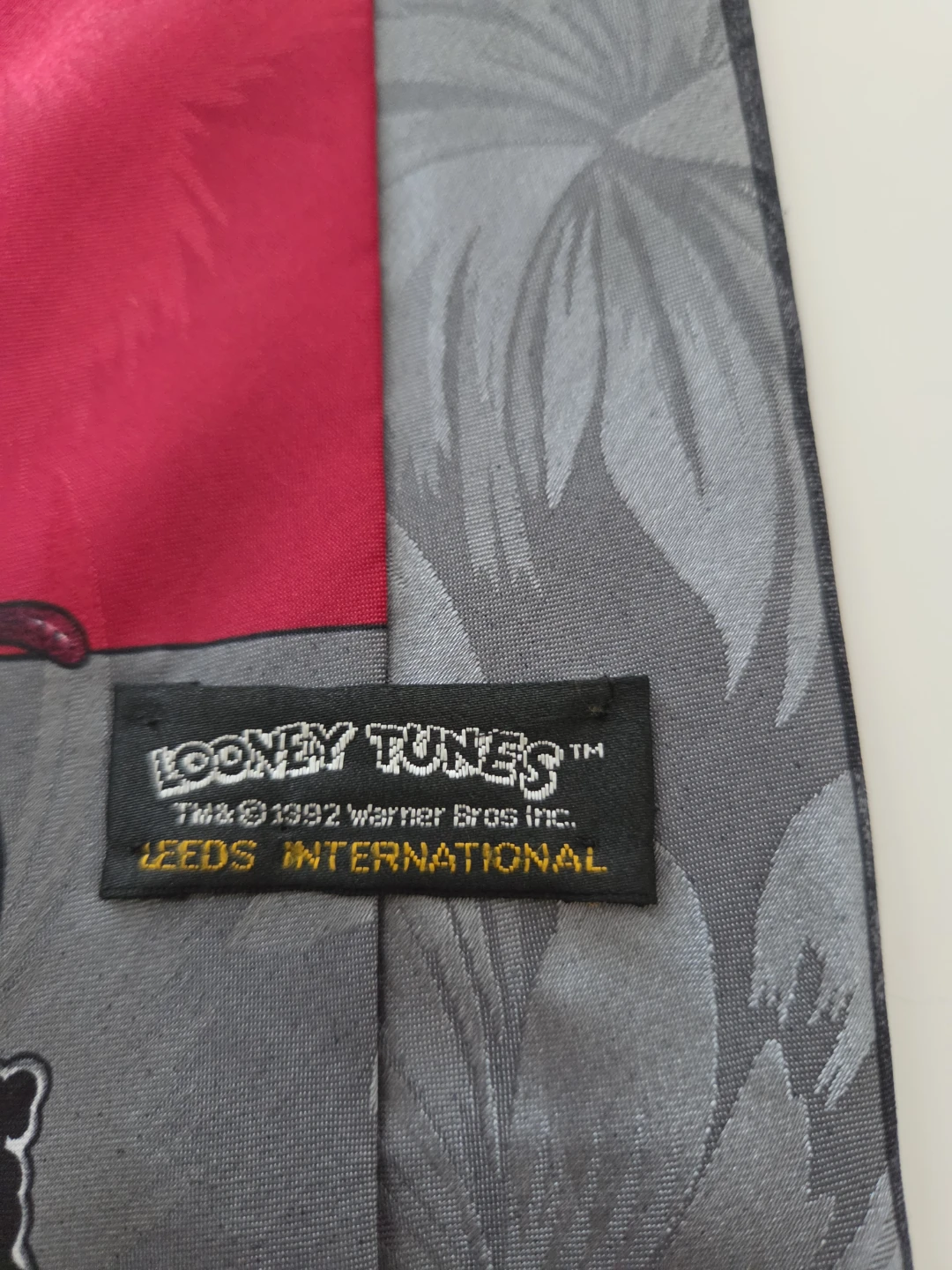 1992 Looney Tunes Bugs Bunny Tie - photo 3