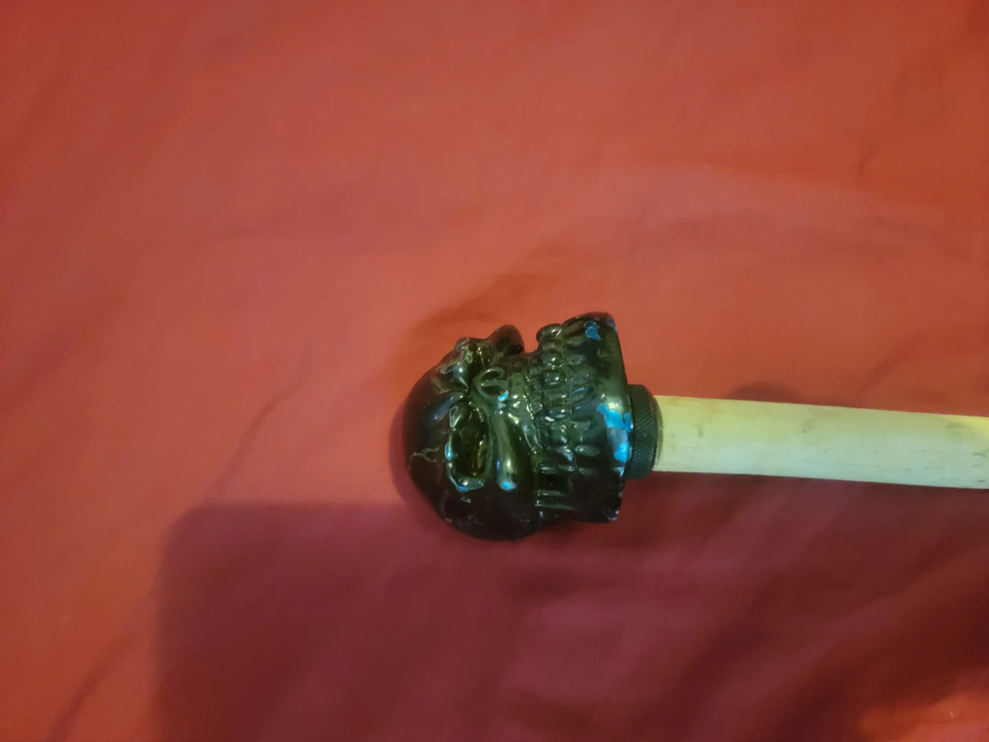 Skull handle walking cane