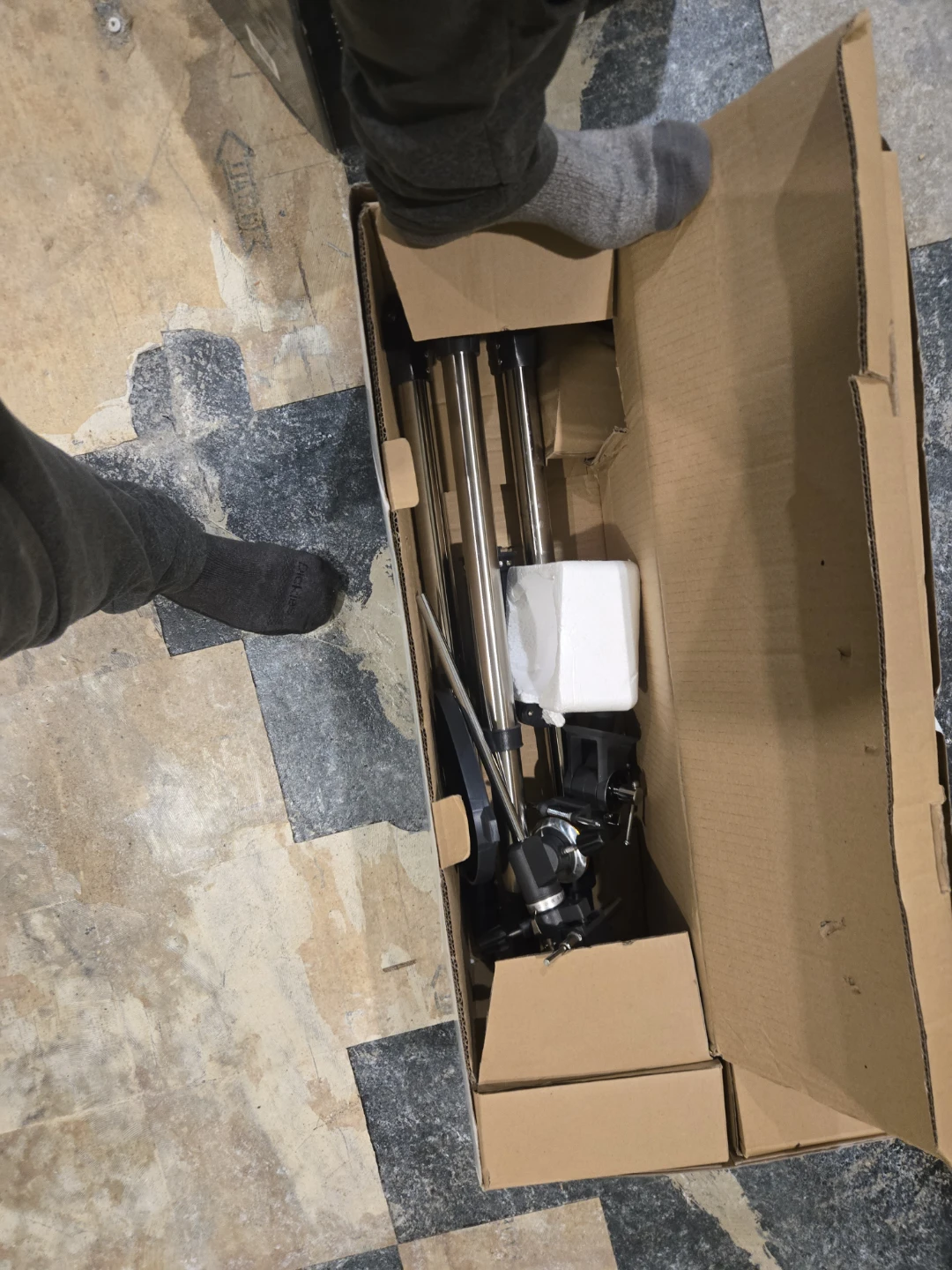 Celestron AstroMaster 114EQ Telescope - photo 2