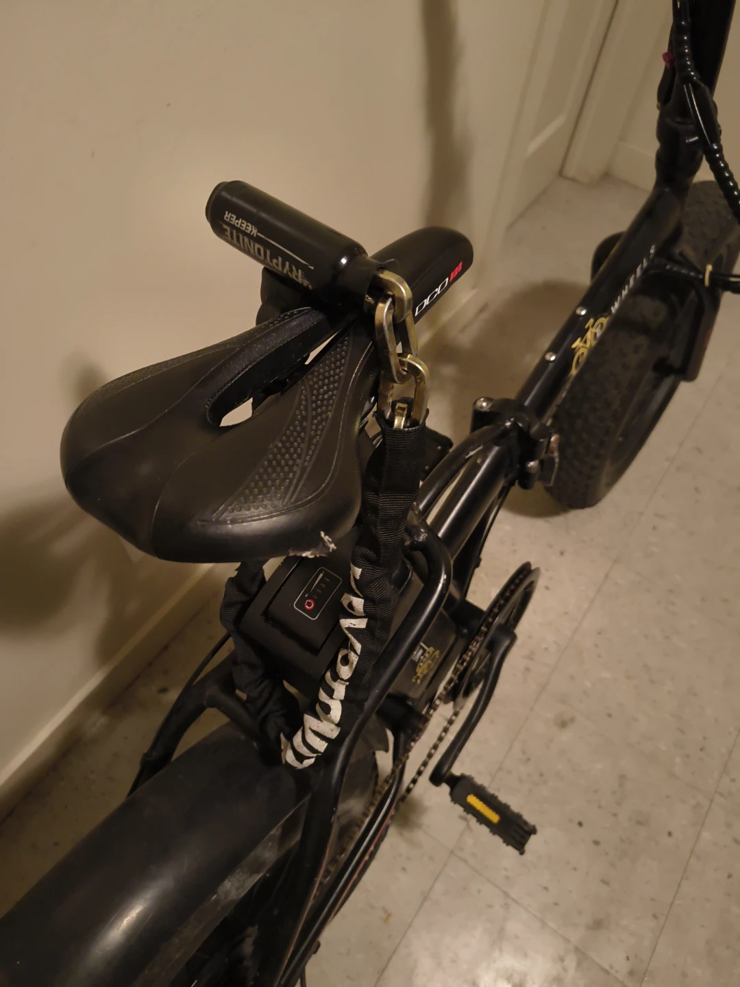 E-Wheels Electric Folding Fat-Tire Bike - photo 3