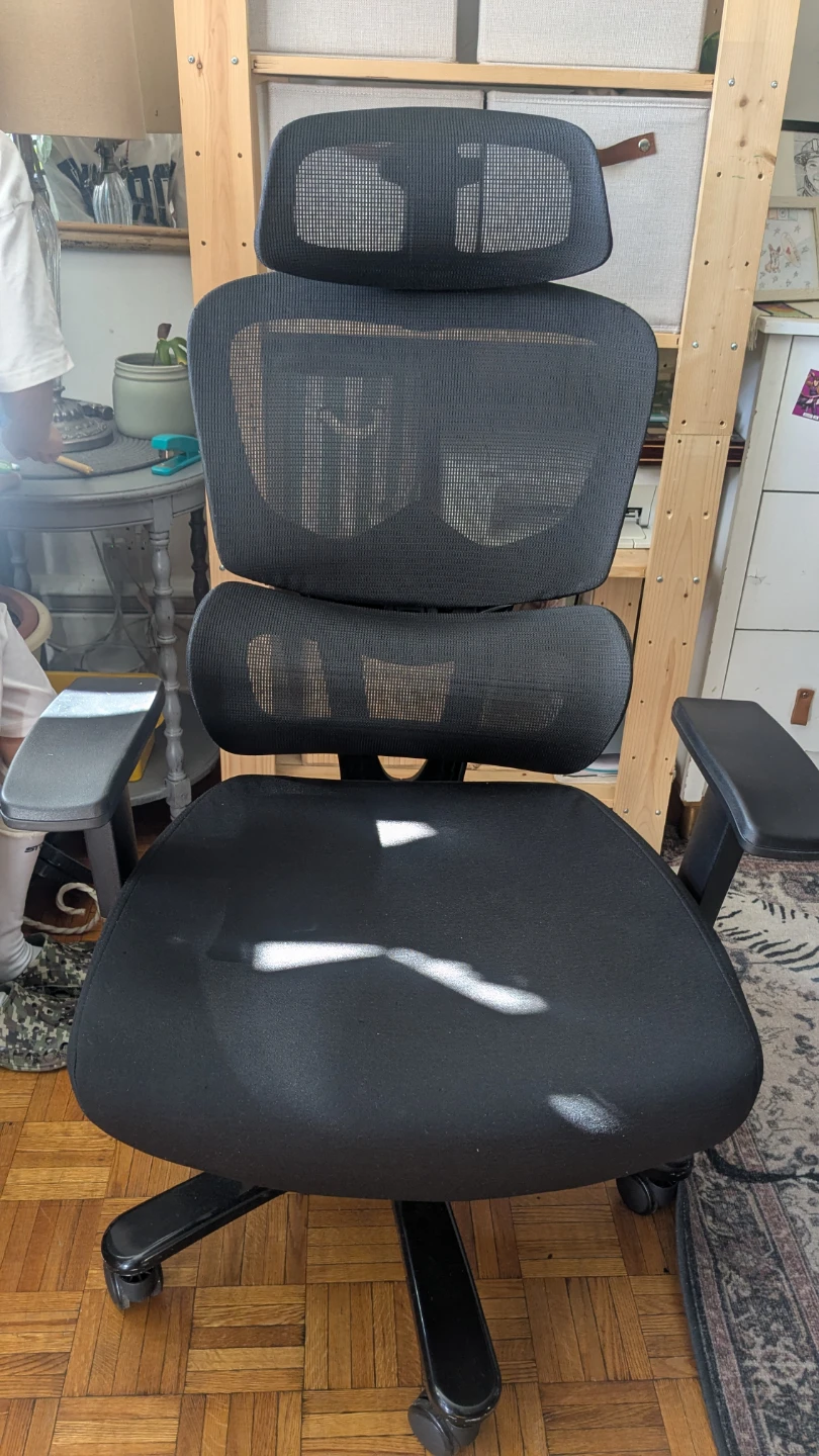 Ergonomic Mesh Office Chair - photo 3