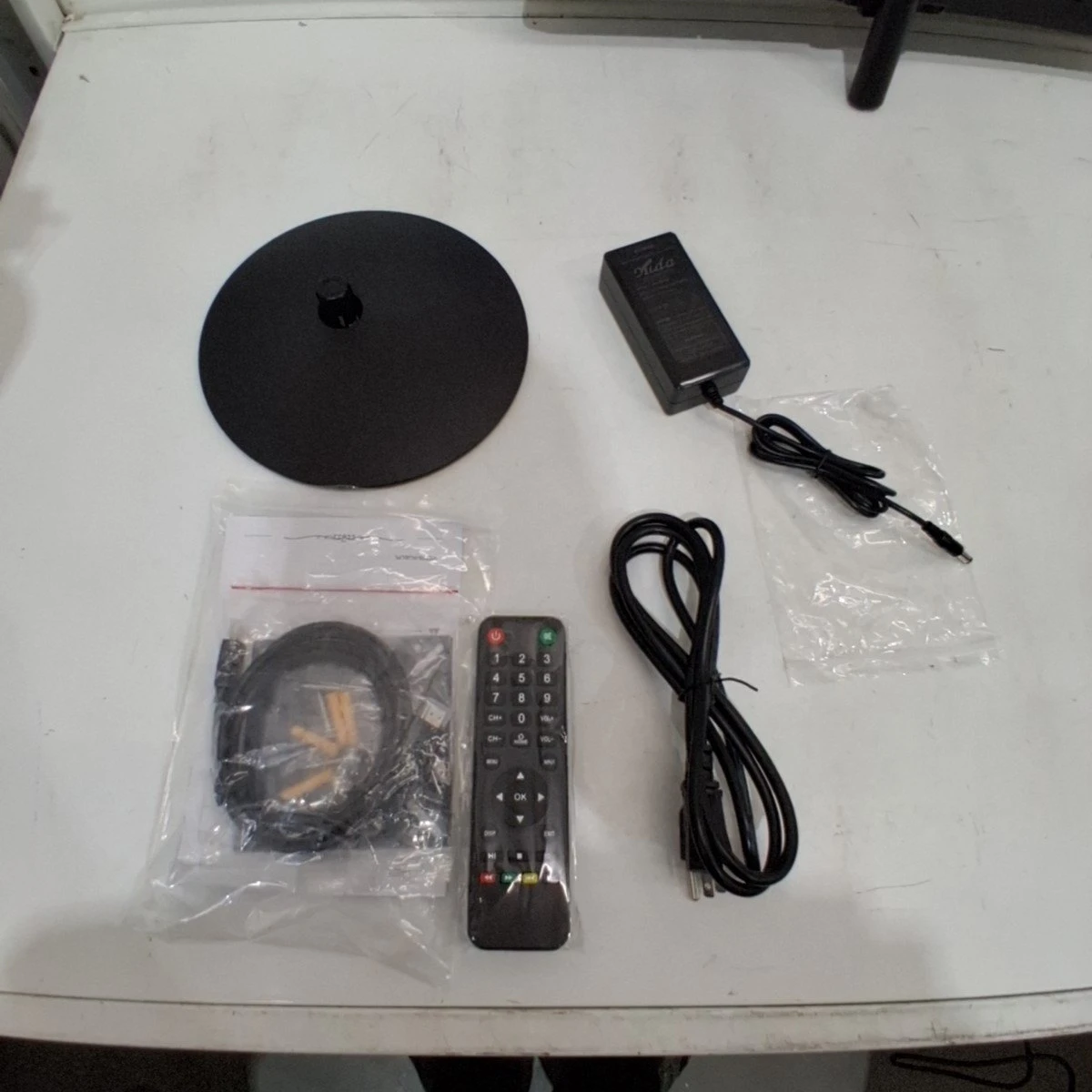 Dellou 24 inch Full HD Monitor- New - photo 4