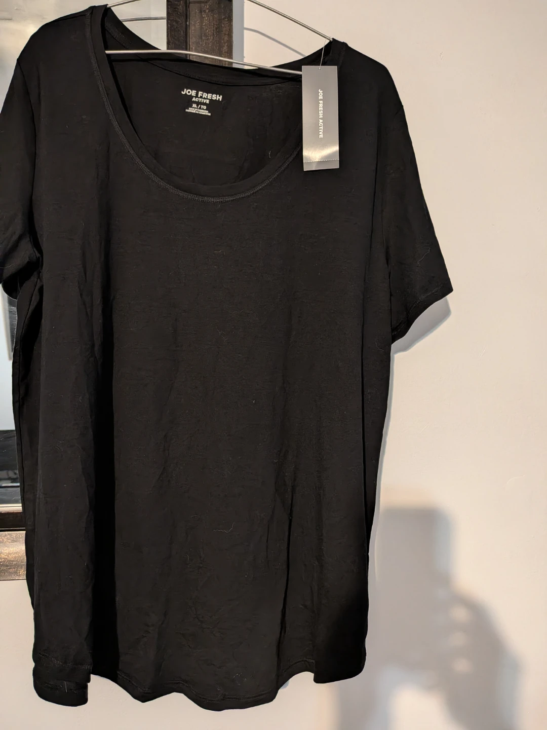 Joe Fresh Active black T-shirt