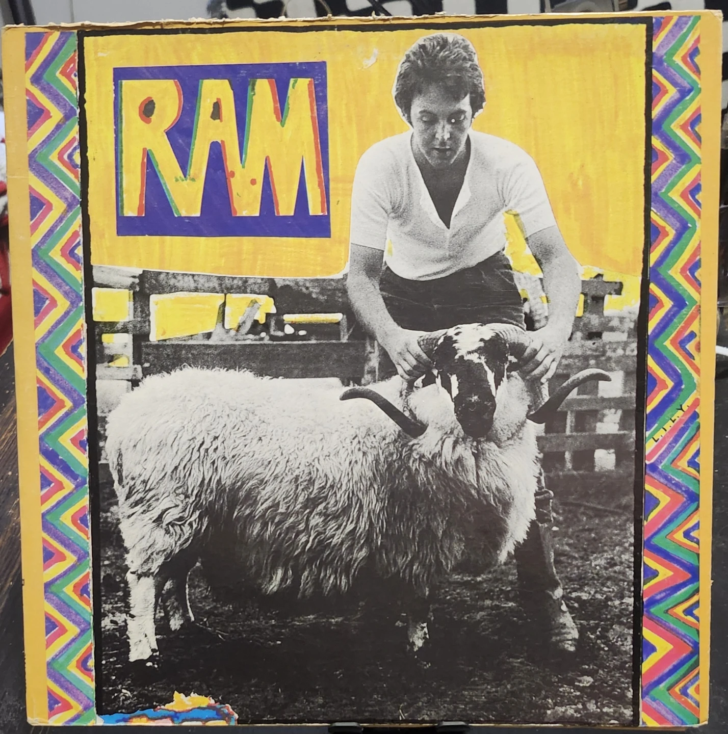 Collection of 7 Paul McCartney Vinyl Records - photo 4