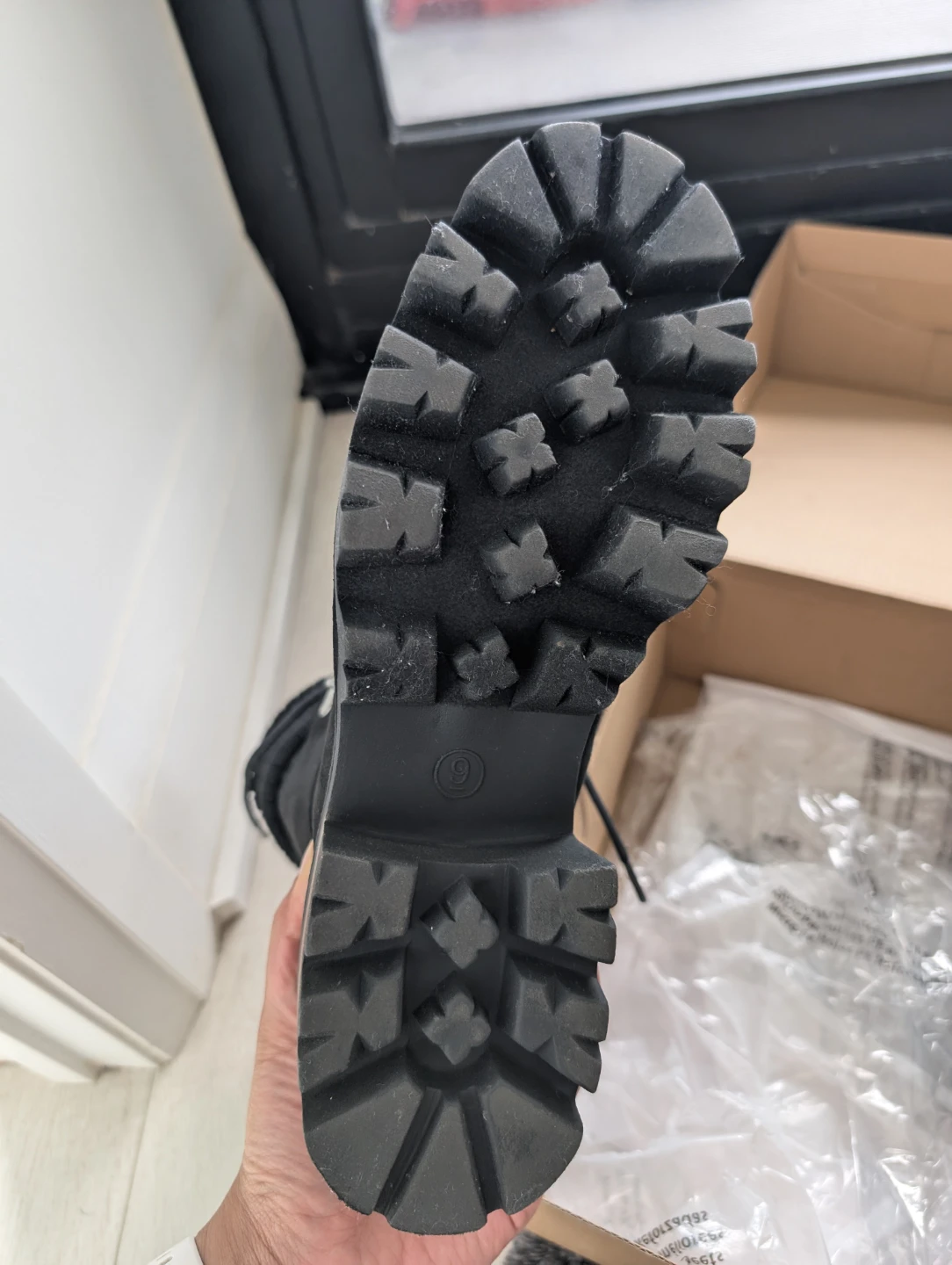 Move out sale: Just Fab Black Lace-Up Combat Boots Size 9 - photo 5