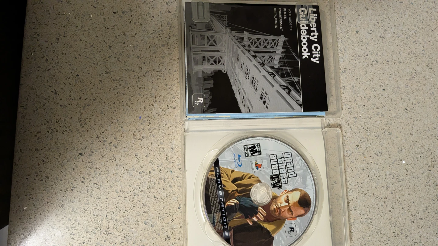 Grand Theft Auto IV for PlayStation 3 - photo 3
