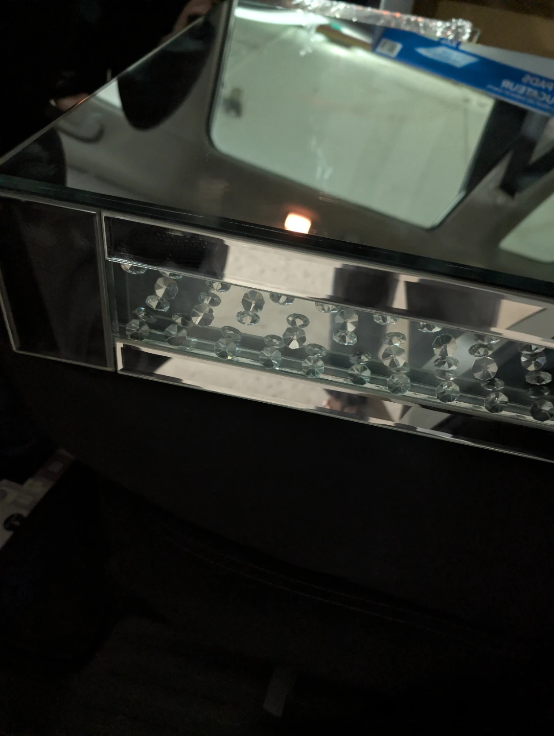 Mirrored side table with crystal inlay - photo 2