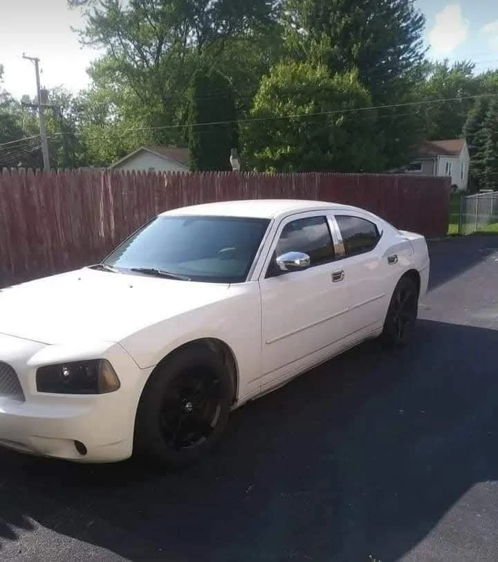 2008, Dodge Charger 5.500 - photo 2