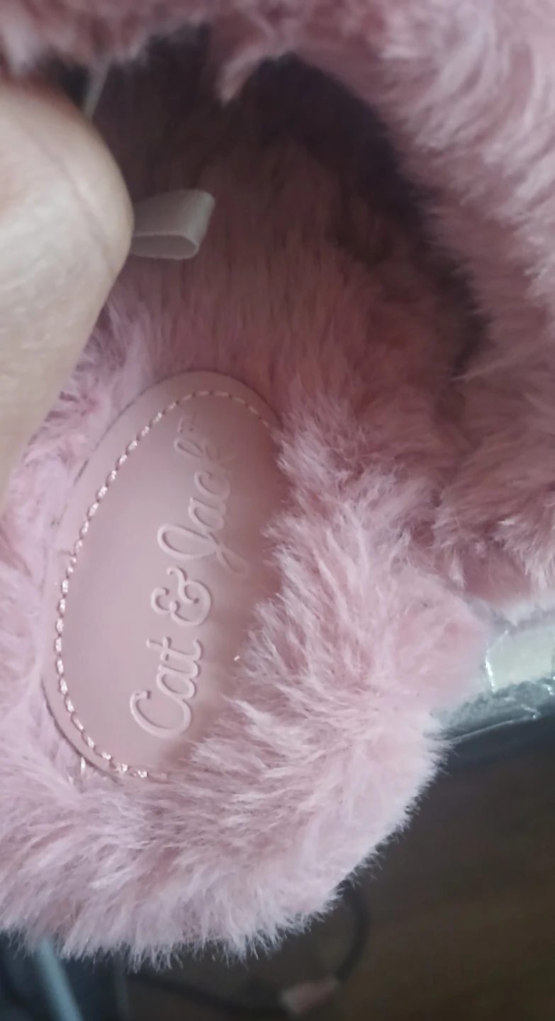 Cat & Jack Pink Faux Fur Slippers - photo 3