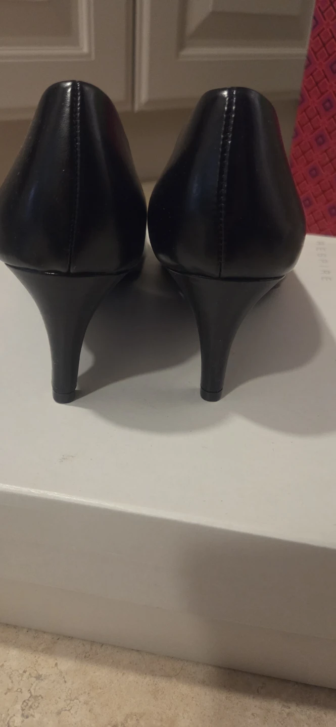 Dexflex Comfort Black Heels Size 7.5W - photo 2