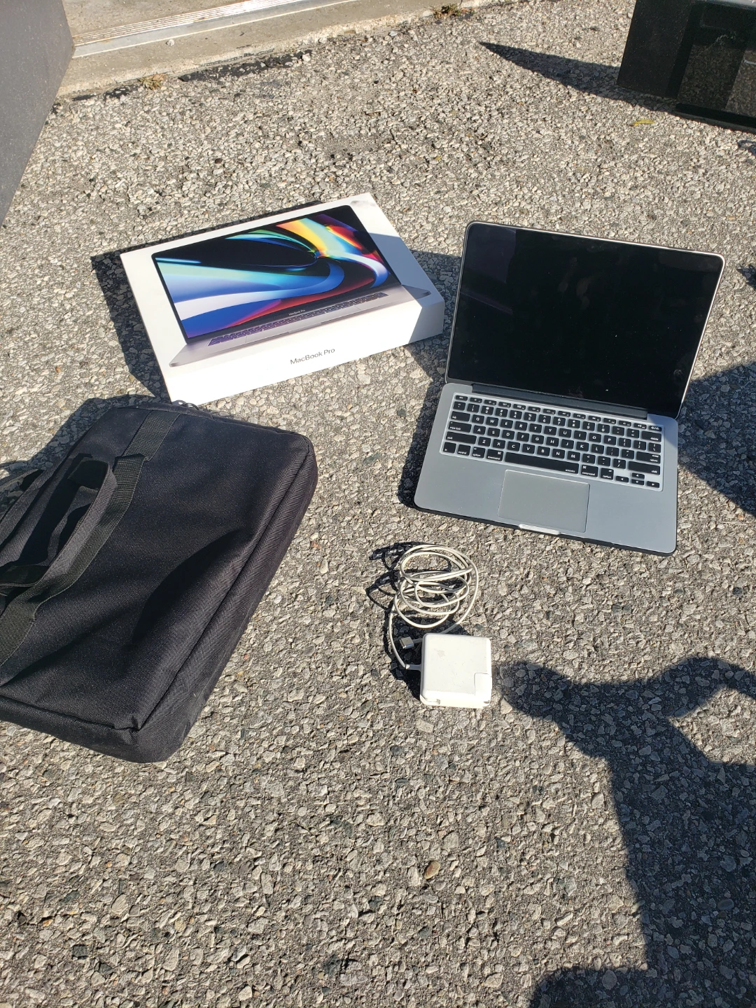 Apple MacBook Pro 16-inch (A2141) - photo 4