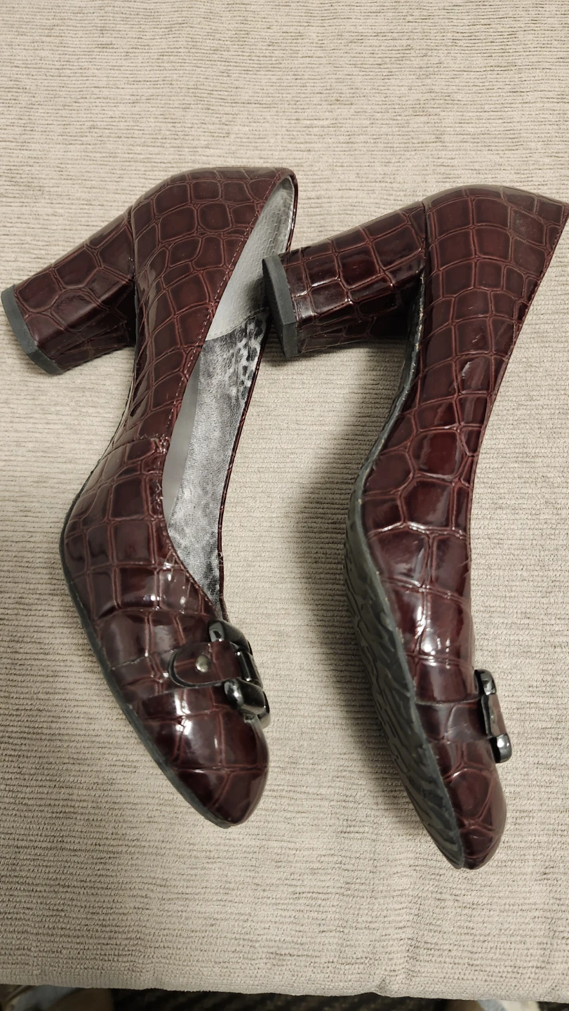 AK Anne Klein iFlex Burgundy Heels - photo 2