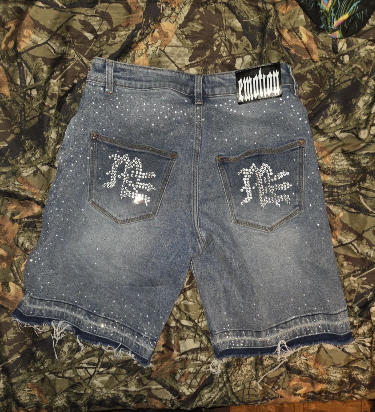 Mixed Emotion 'ME' Rhinestone Denim Shorts in a Men's W30 - photo 2