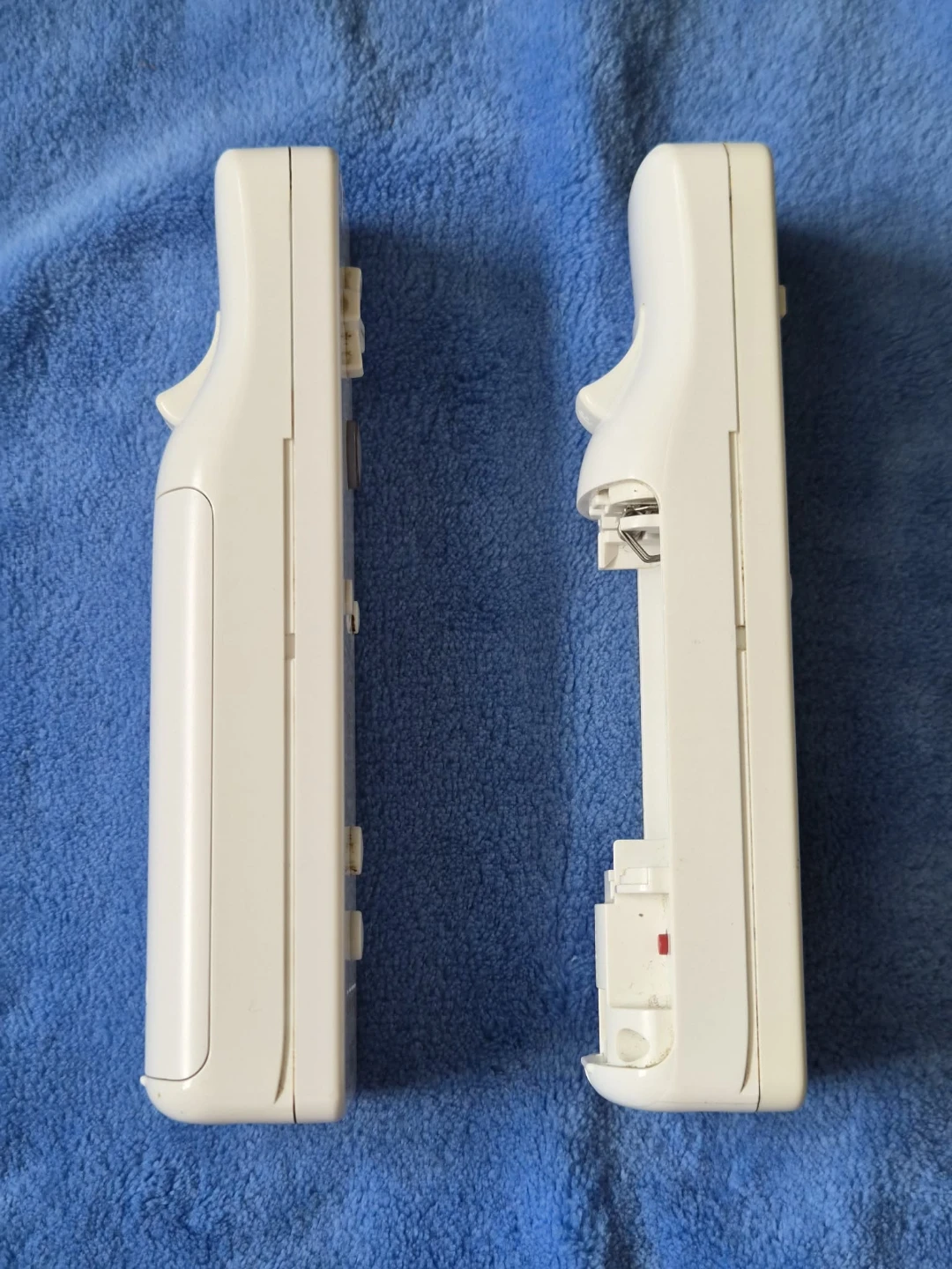 Read Bio | Pair Of Broken Wii Remotes - photo 3