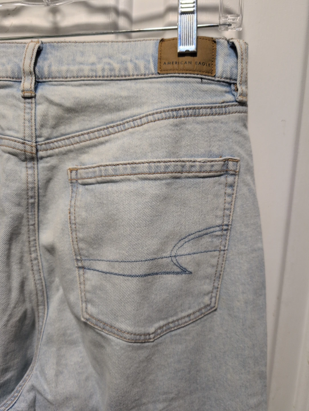 American Eagle Light Wash Jeans - photo 5