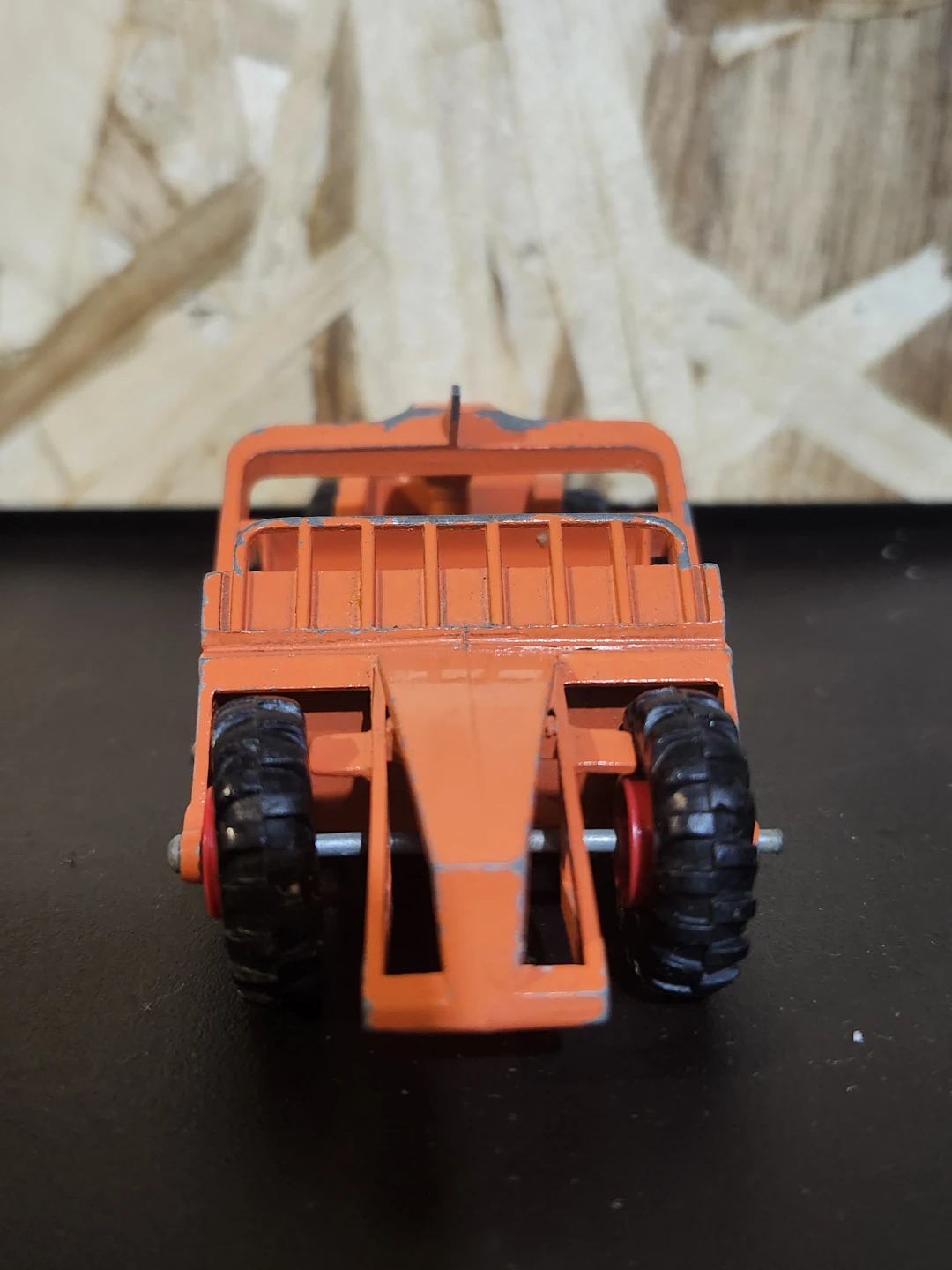 Matchbox King Size Allis-Chalmers Motor Scraper - photo 3