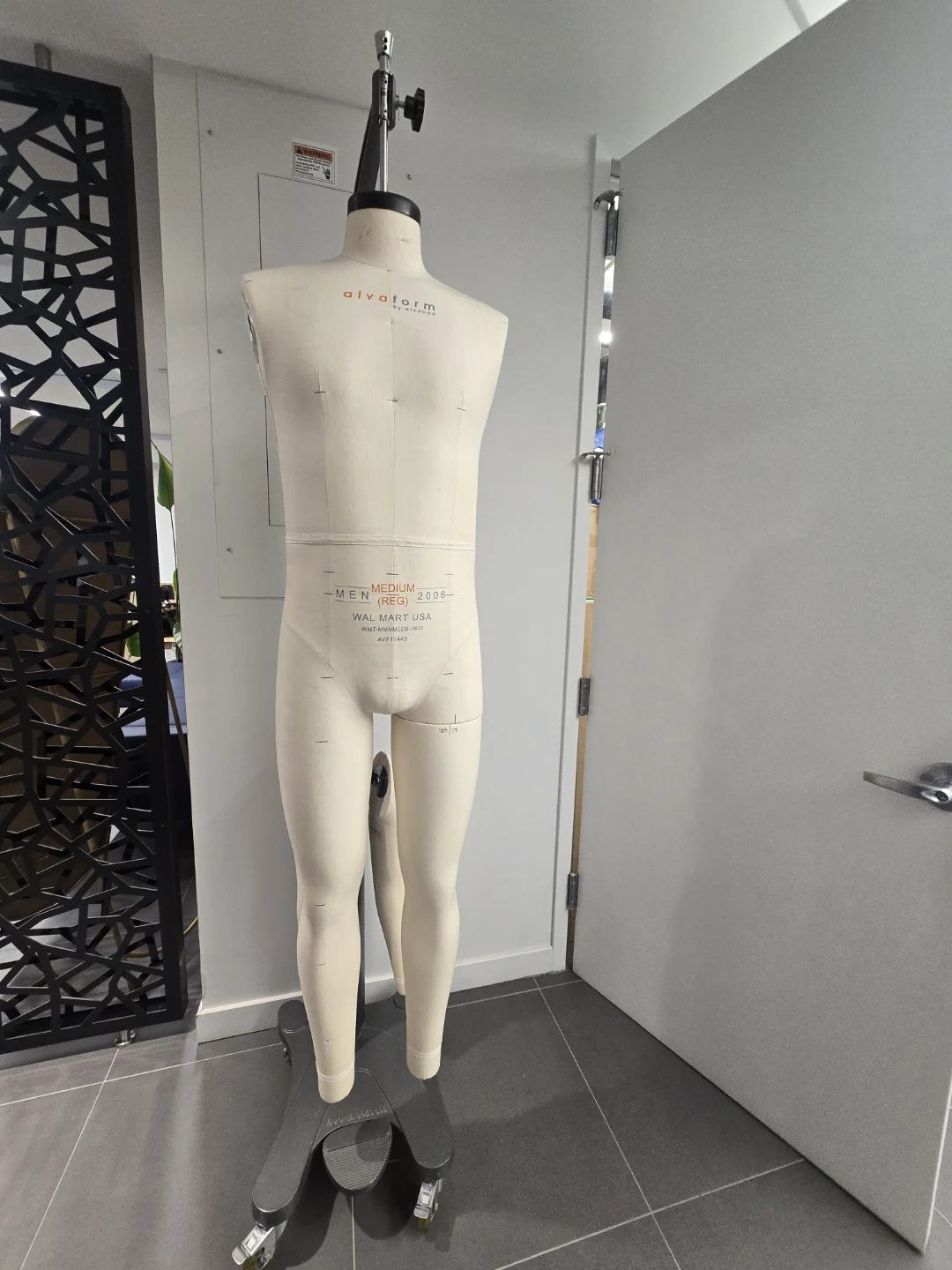 Alvaform by Alvanon Men's Dress Form - photo 2