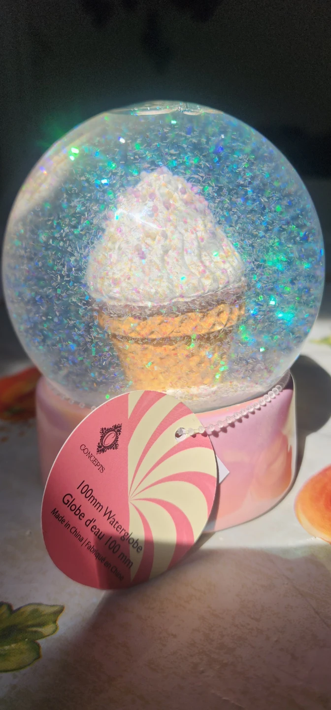 Concepts Ice Cream Cone Waterglobe