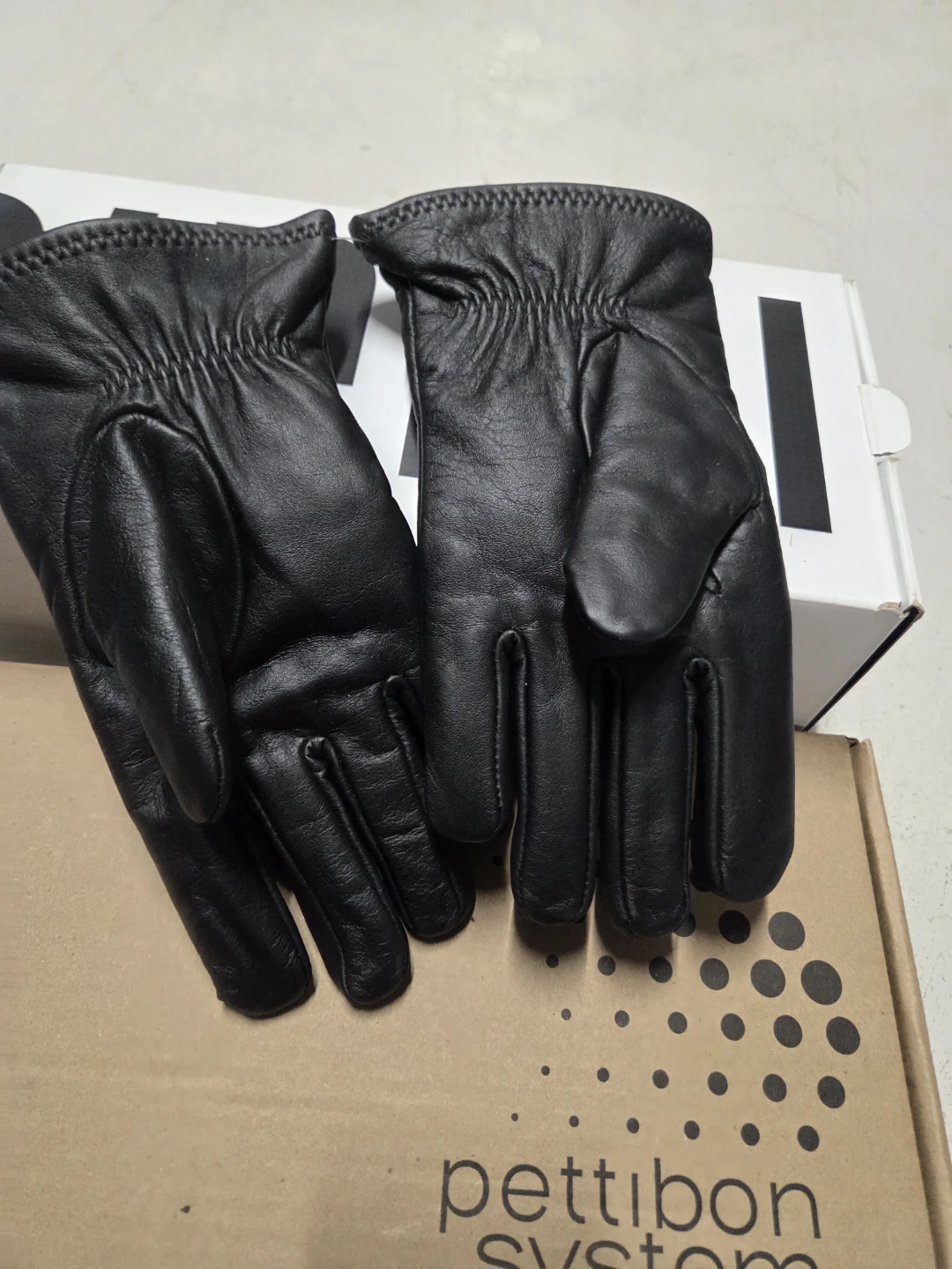 Logistik Leather Gloves Size 9 - photo 5